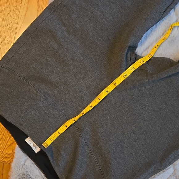 Matilda Jane Grey Casual Leggings, Women's Size Large, Excellent Condition - Picture 3 of 9